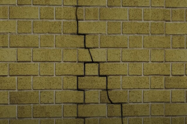 Crack on the brick wall